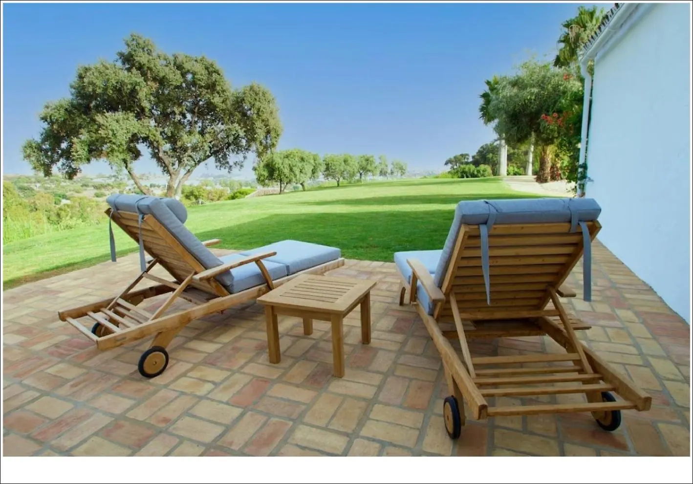 Сasa de vacaciones Active Seaside Escape Stay By The Waves Málaga