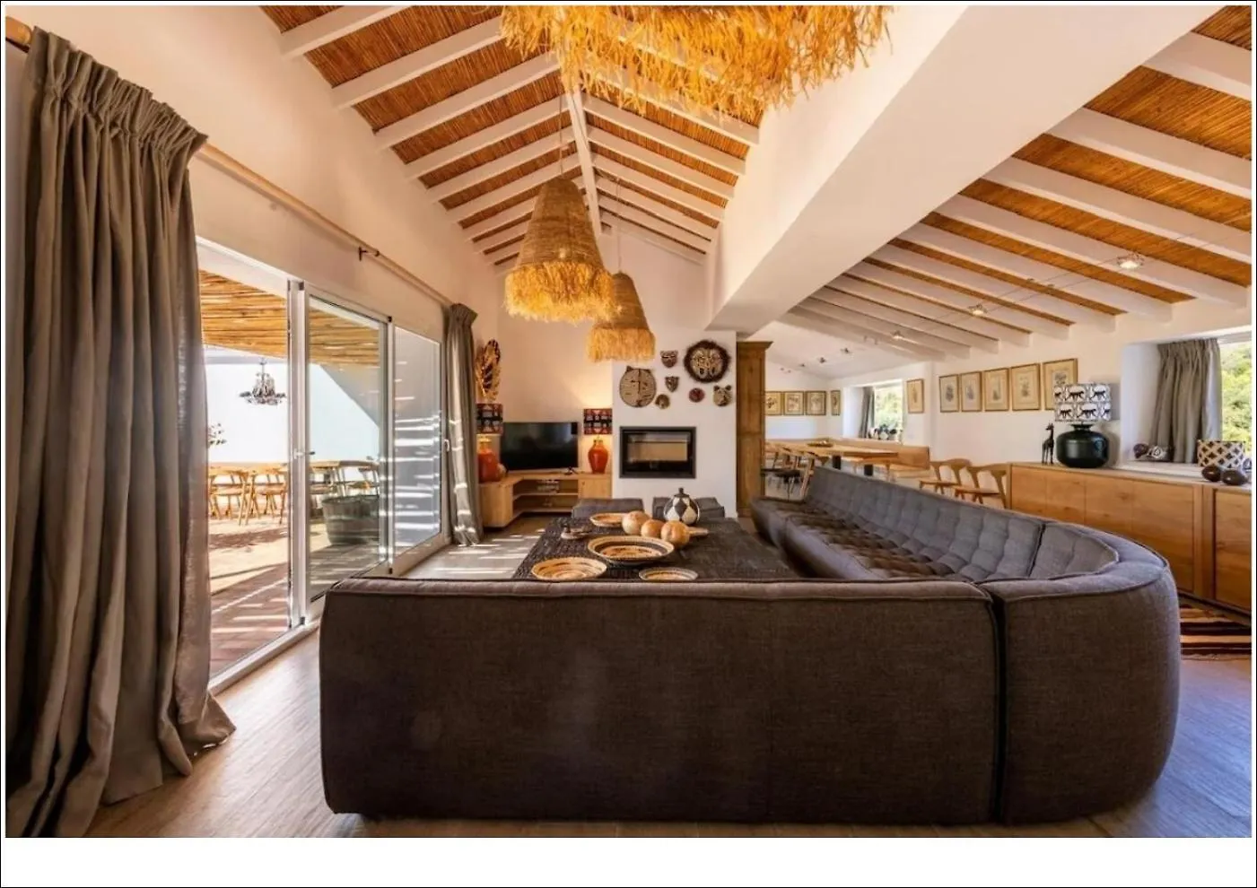 Active Seaside Escape Stay By The Waves Màlaga
